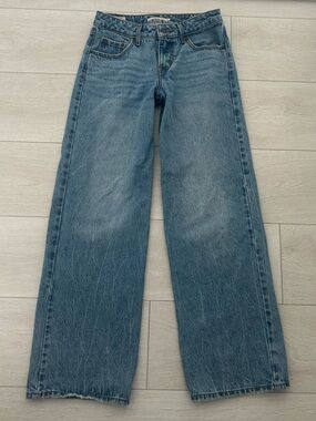 Classic Wide Leg Blue Levi’s Jeans